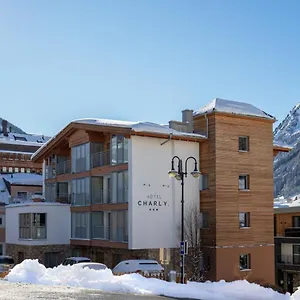 Charly Hotel