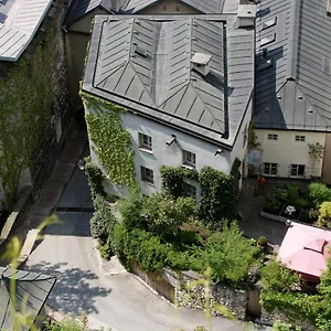 https://kapuzinerberg-apartments.salzburghotels.net